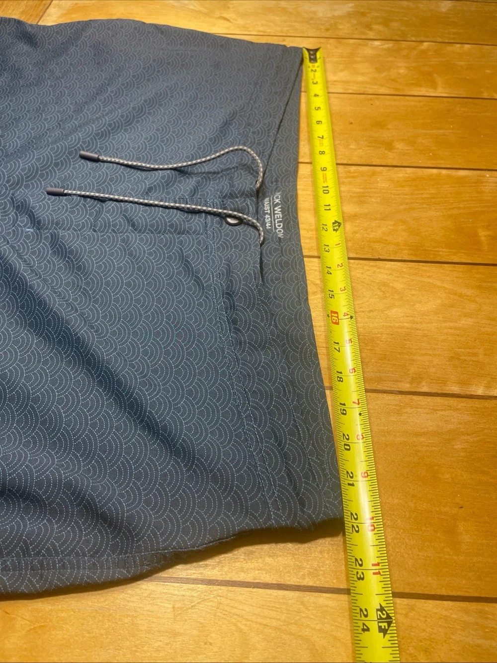Mack Weldon athletic shorts